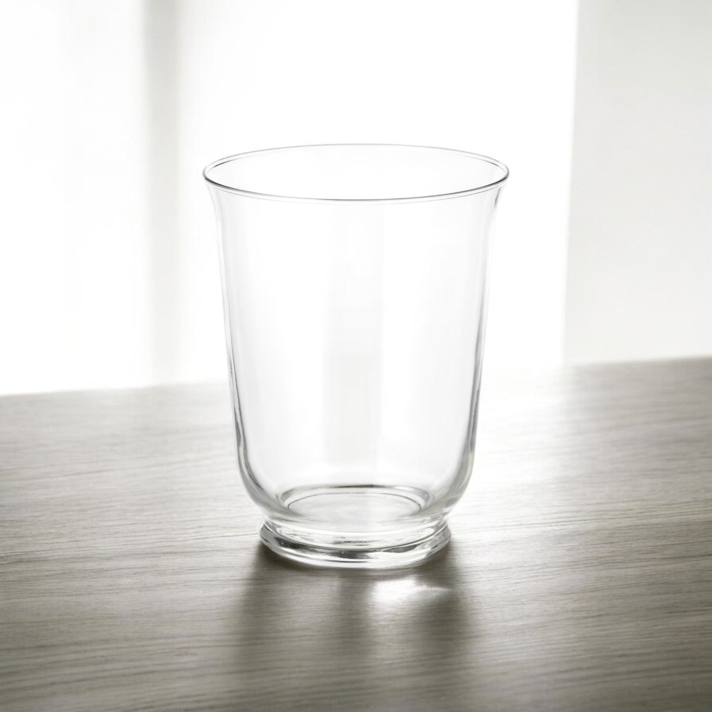 Handcrafted Hurricane Style Resin Vase - Custom Colour Scheme